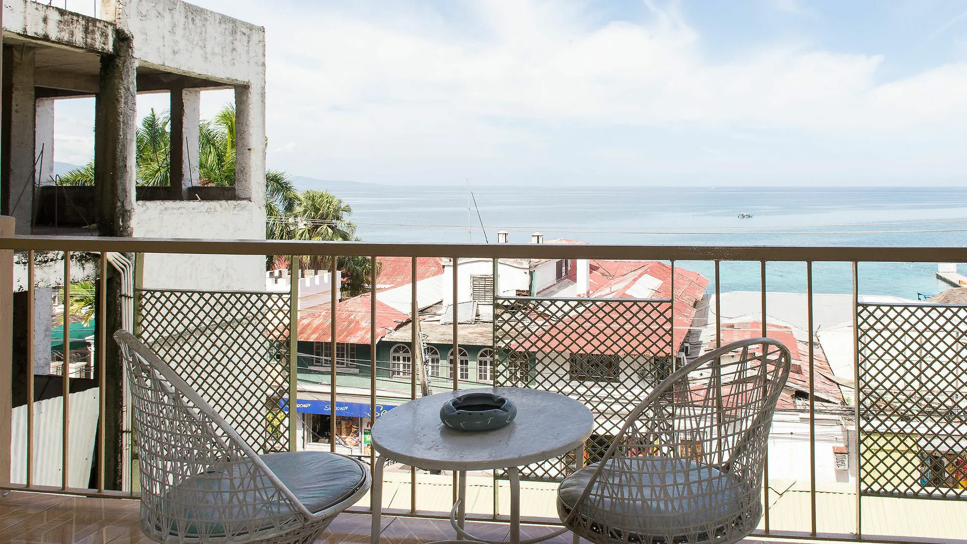 Apartman Rooms On The Hip Strip - Montego Bay Jamaica